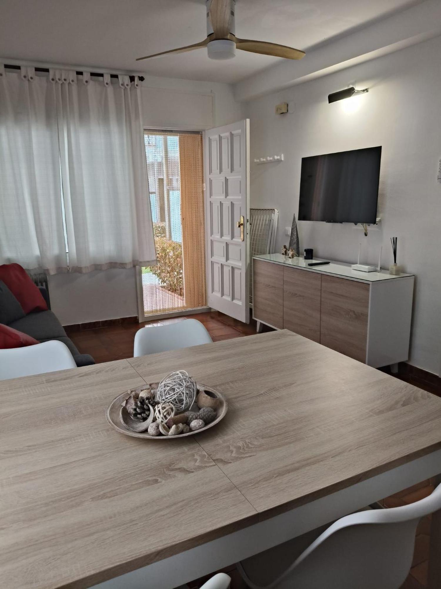 Apartament Familiar Tranquil A Кастел Пладжа де Аро Екстериор снимка